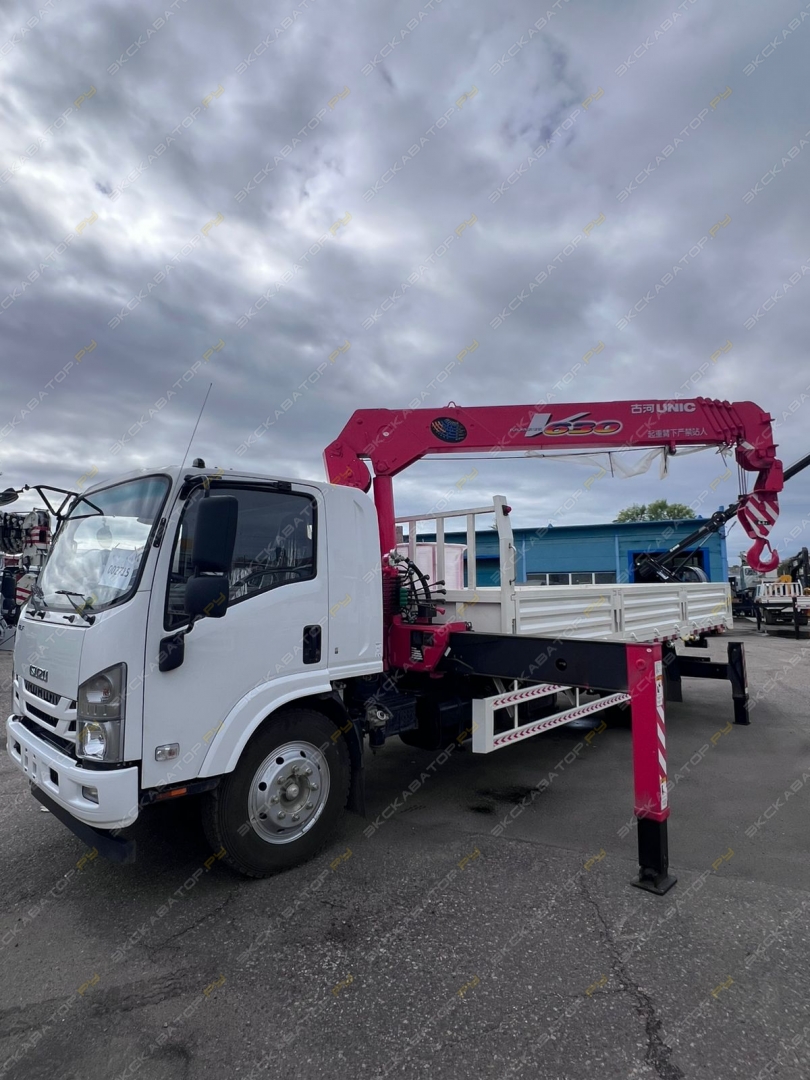 Isuzu Elf [4]