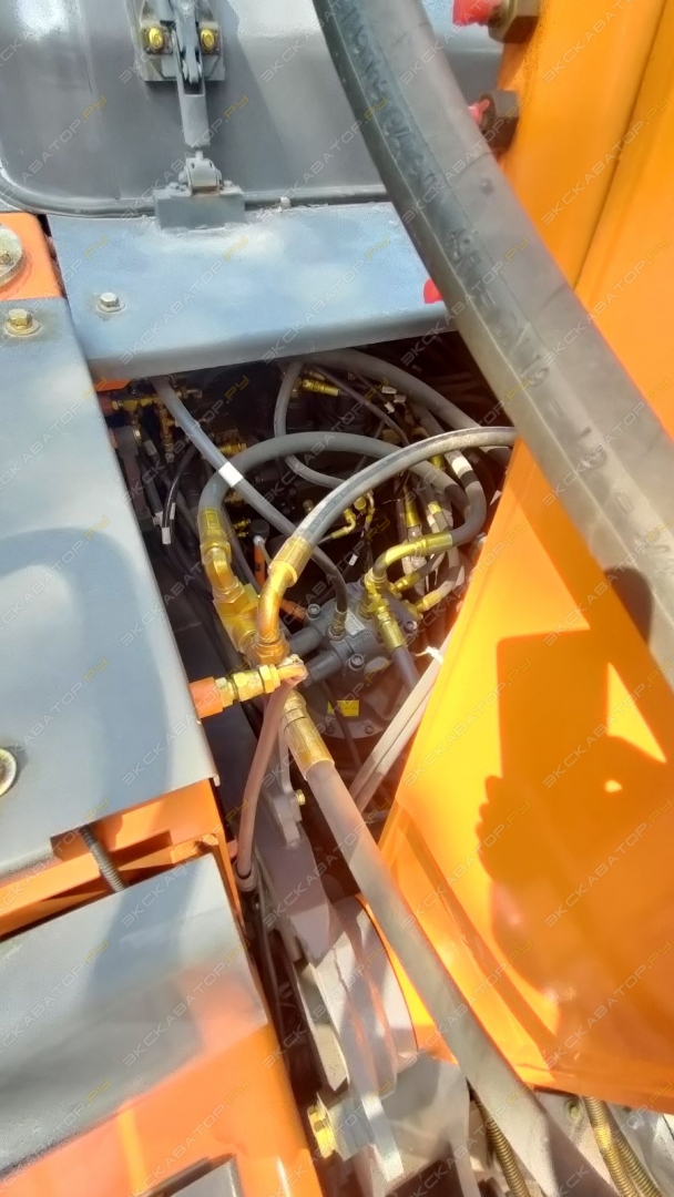 DX170WA-9 [6]