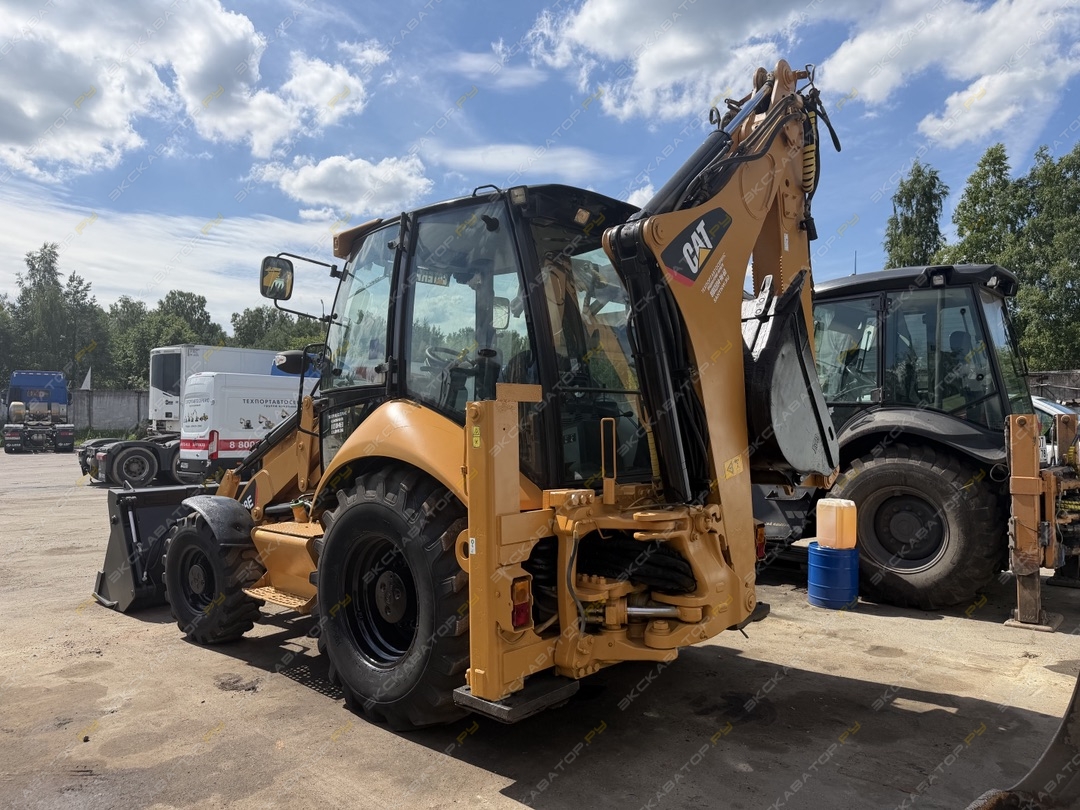 Caterpillar 428E [35]