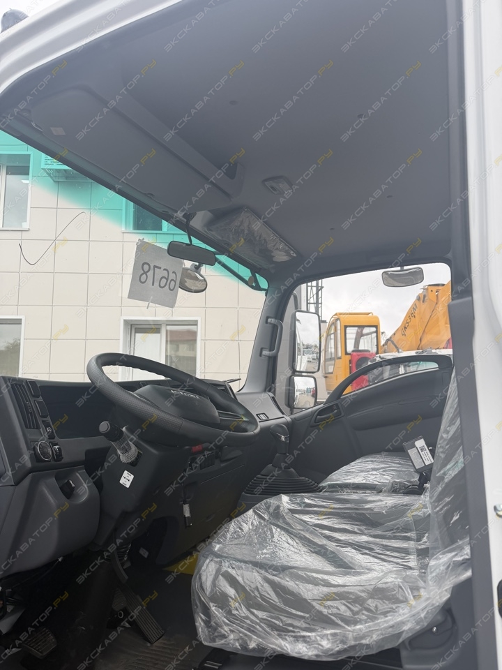 Isuzu Elf [7]