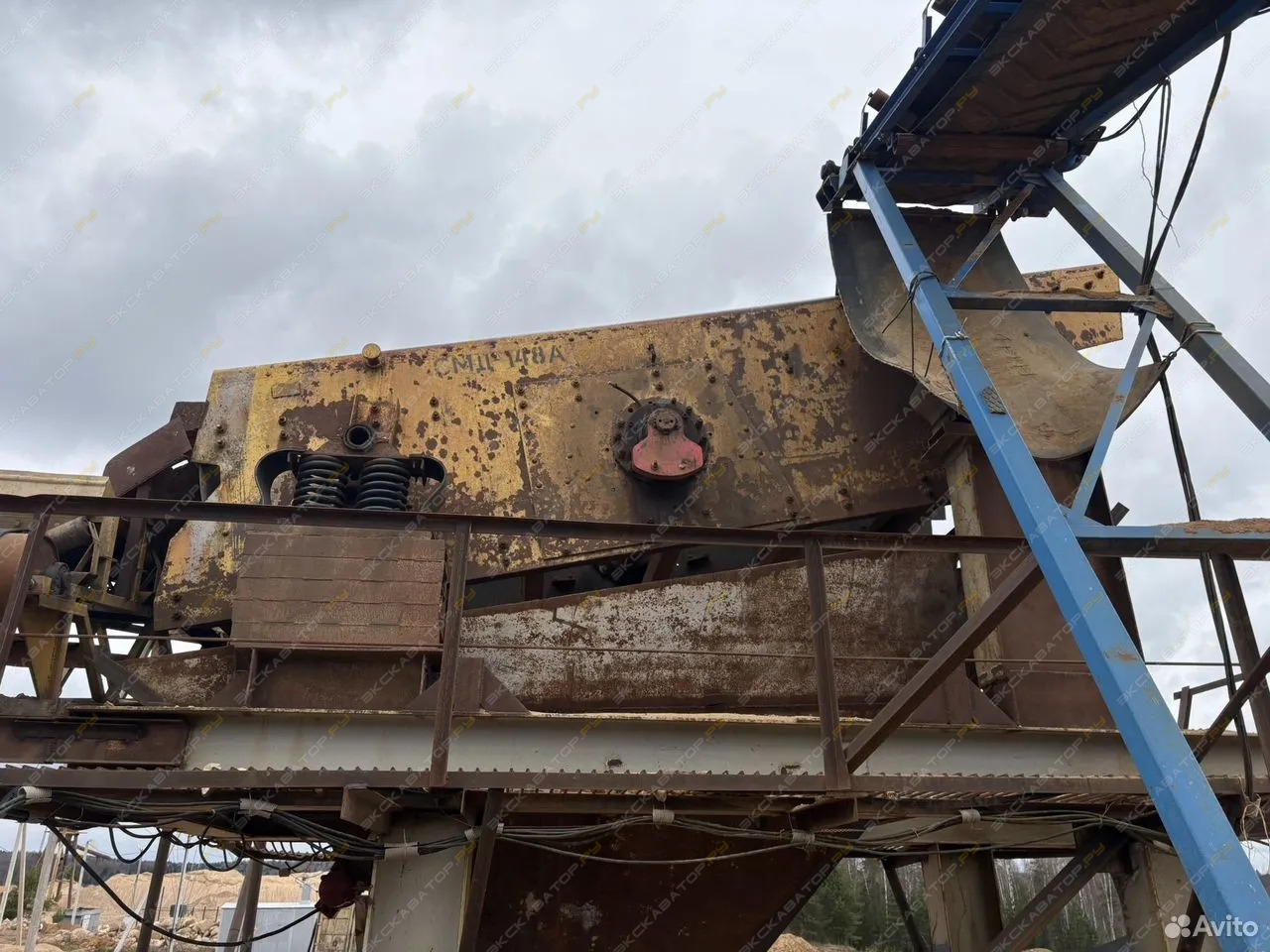 Sandvik UH320 (RC3800) [12]