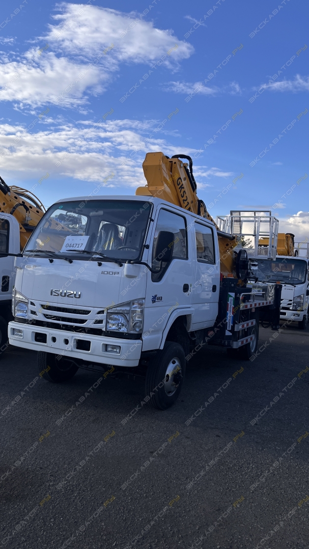 ELF 4x4 двойная кабина высота 20 м [2]