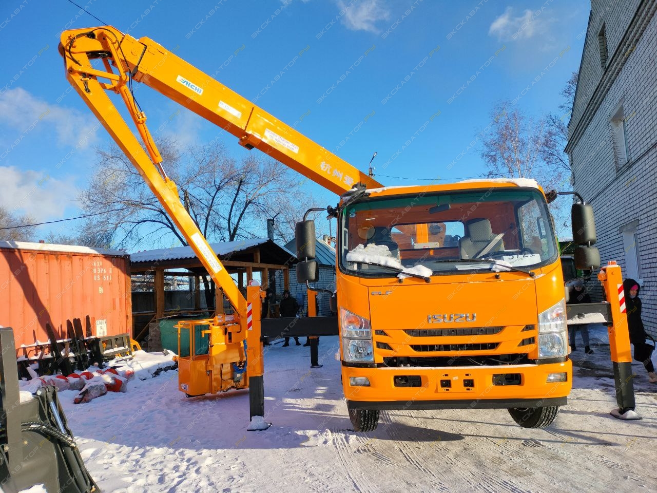 на шасси ISUZU 4Х2 [0]