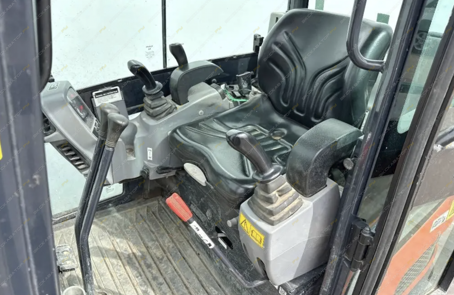 Kubota KX016-4 [16]