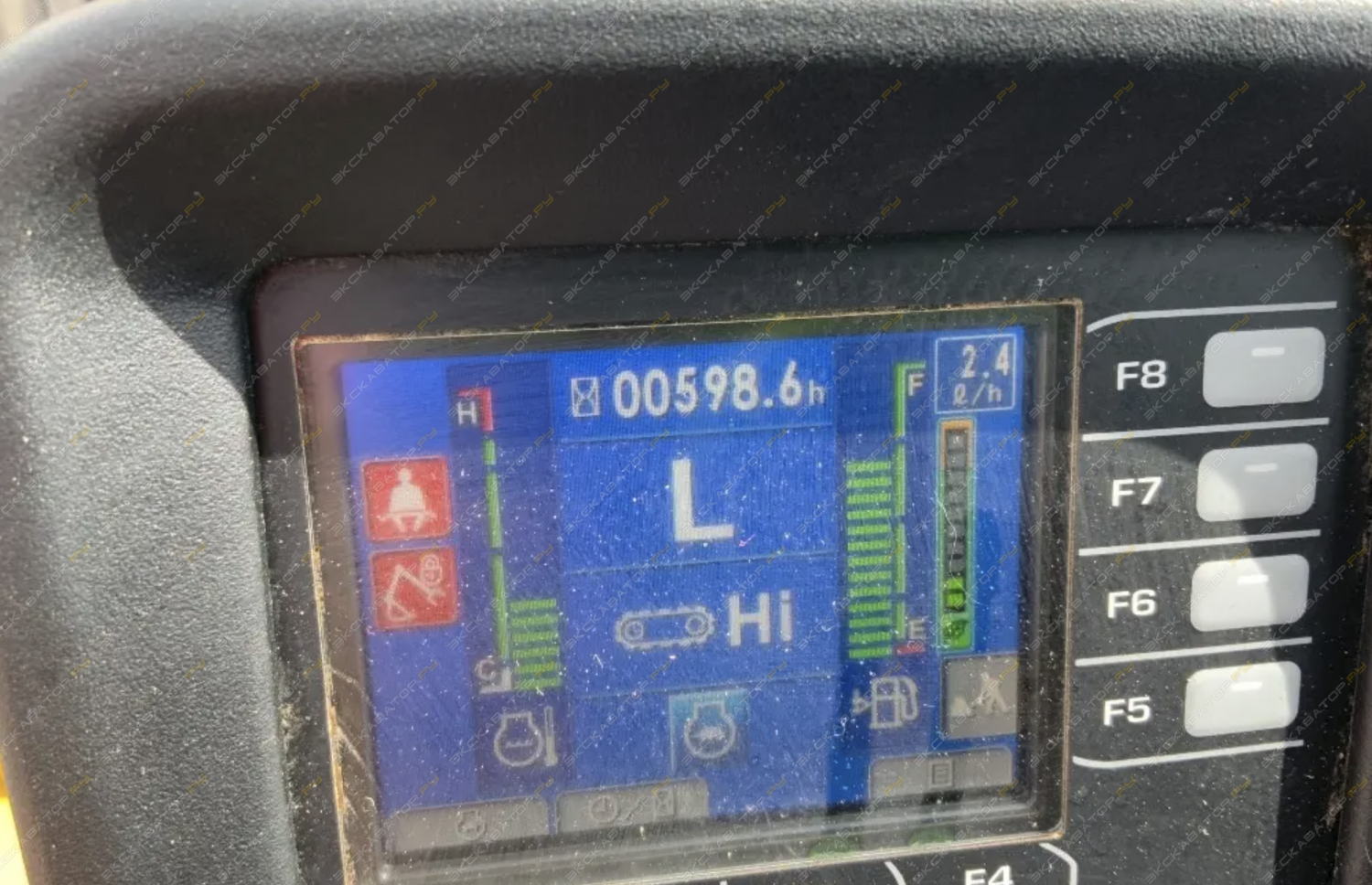 Komatsu PC55-MR3 [8]