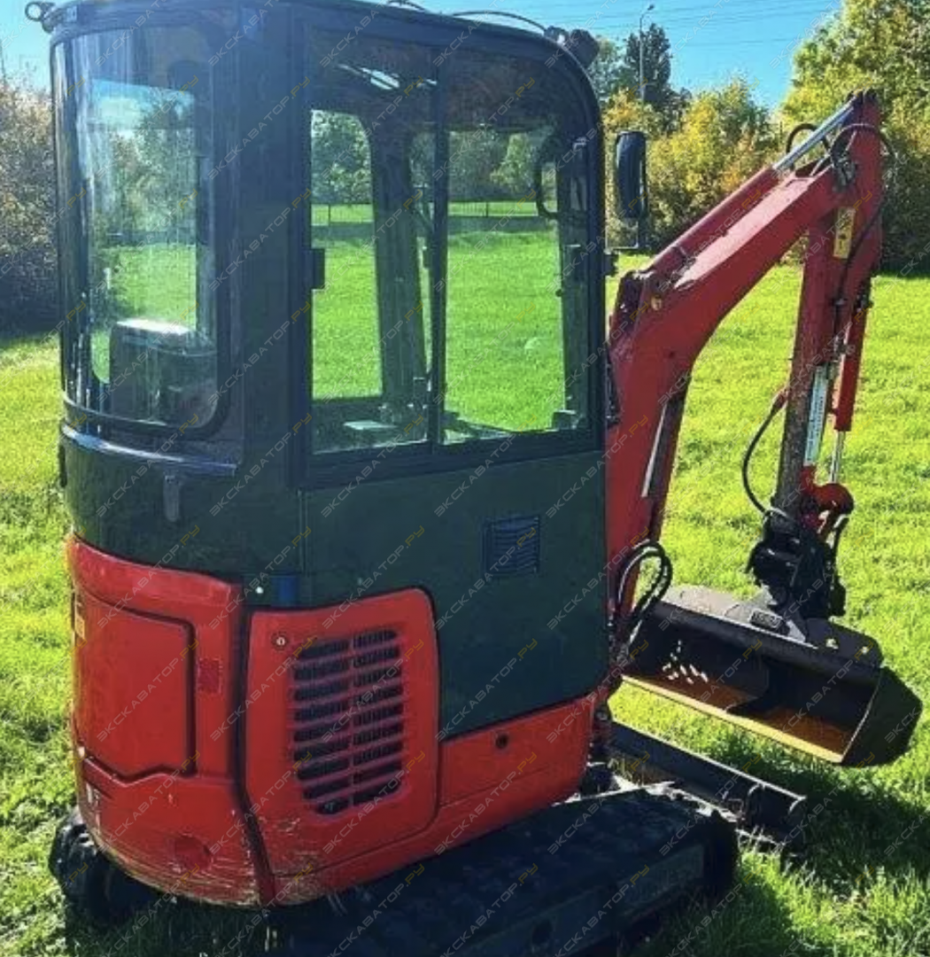 Komatsu PC16R-3 [2]