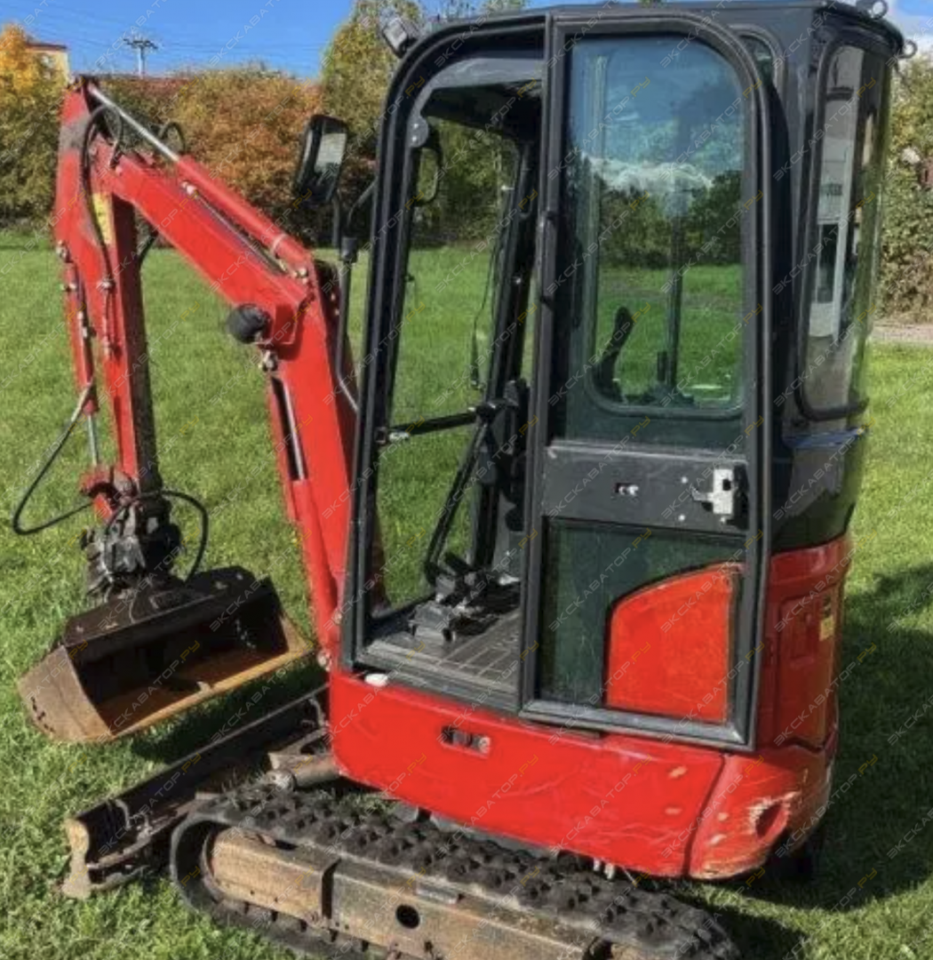 Komatsu PC16R-3 [3]