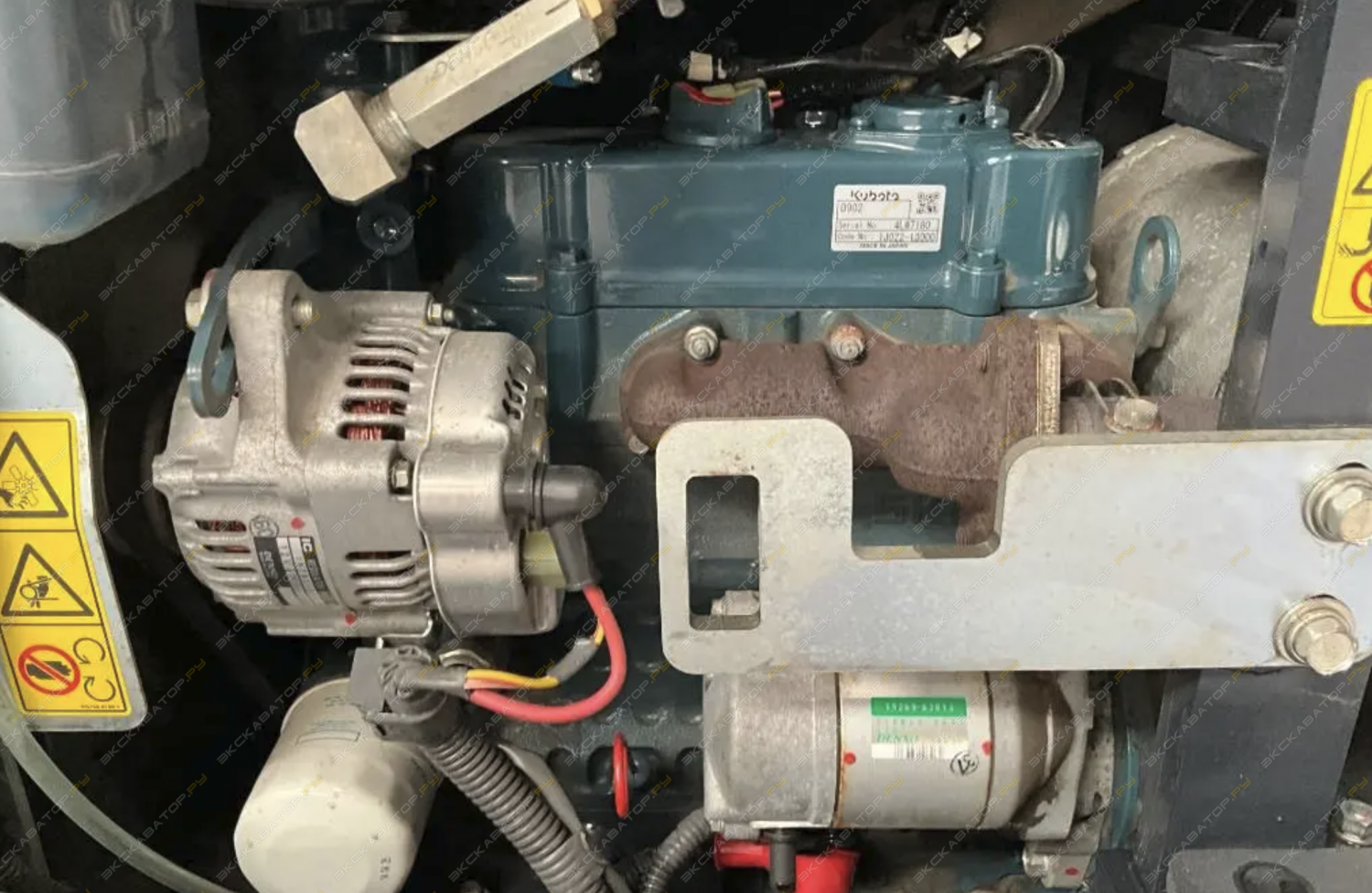 Kubota KX019-4 [15]