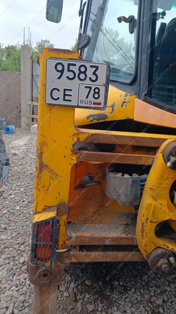 JCB 3CX4T [4]