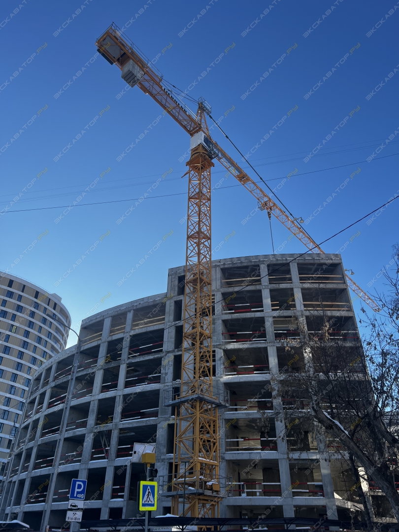 Liebherr High Top 132 EC-H 8 Litronic [2]