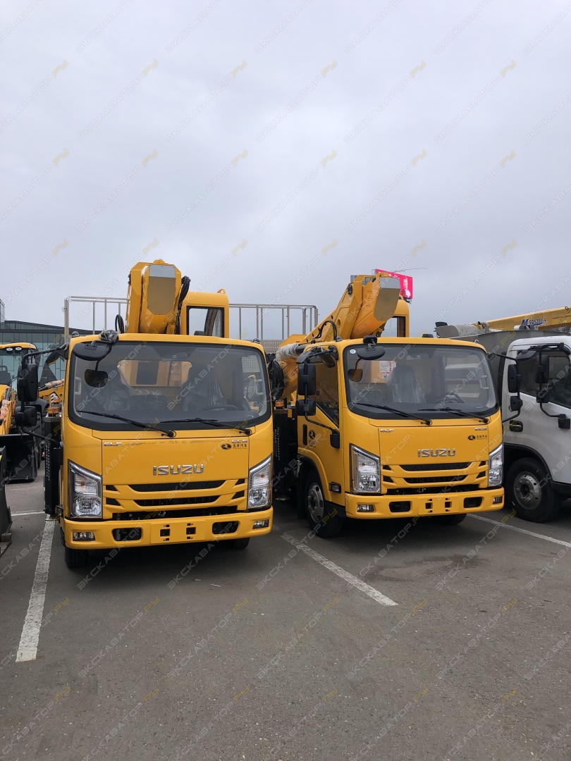 Isuzu Elf [3]