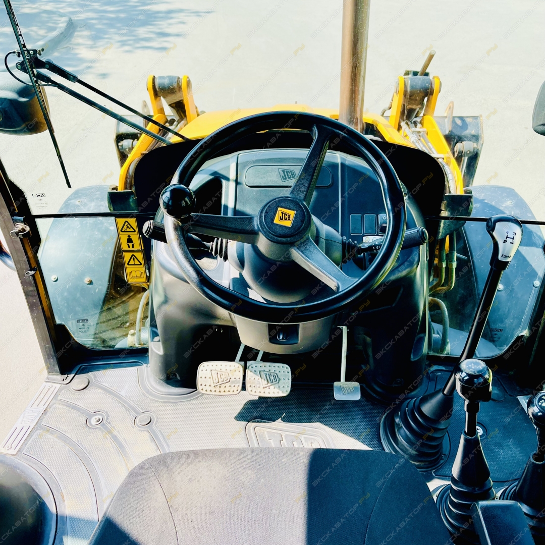 JCB 3CX [7]