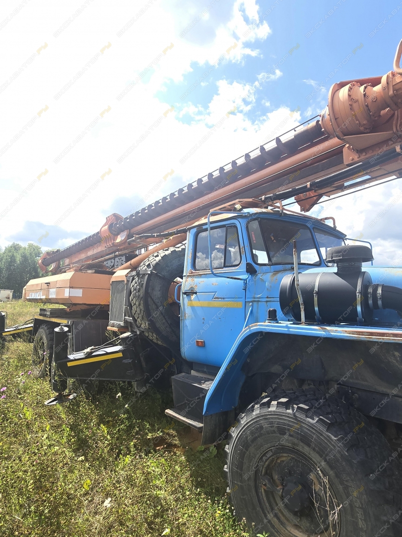 Стройдормаш БМ-811М на базе Урал [2]
