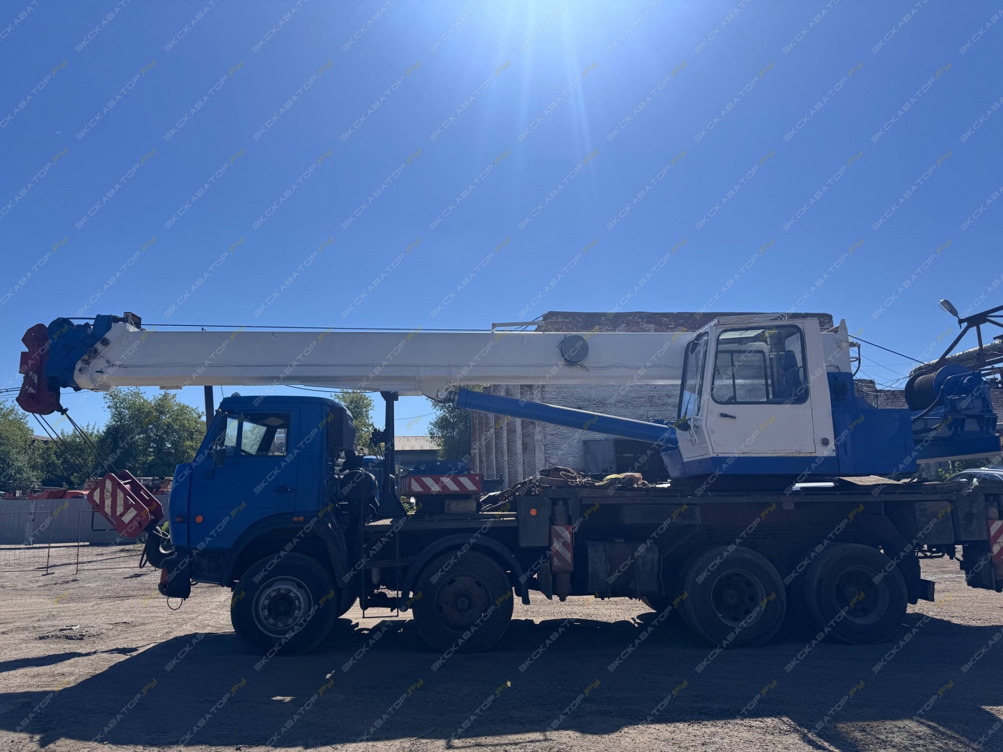 Галичанин КС-55729-1В шасси КамАЗ-6540 (8 х 4) [4]