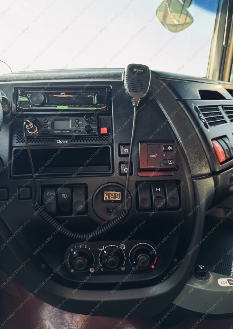 DAF XF 105.460 Space Cab ATe 2 бака [10]
