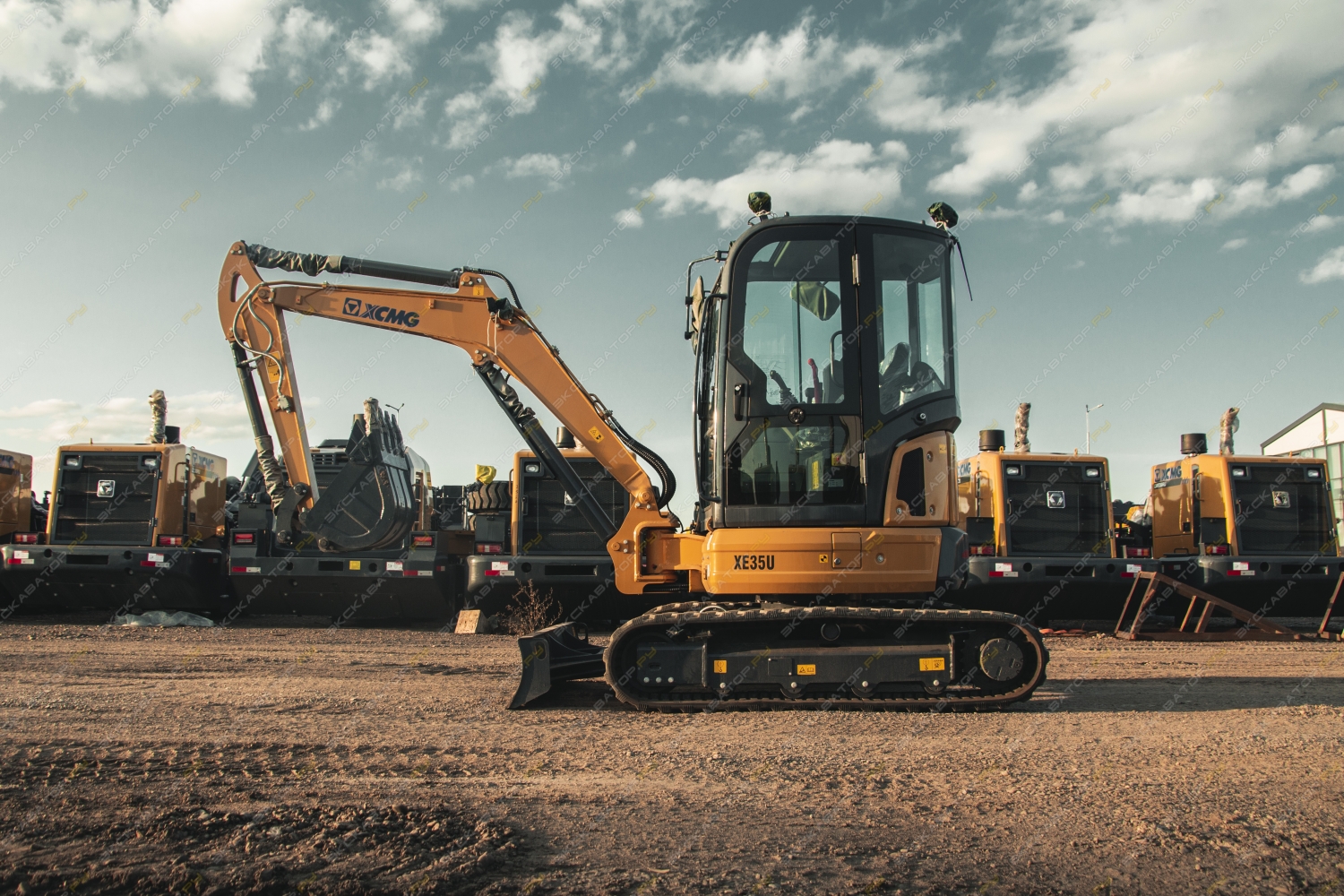 XCMG XE35U [2]