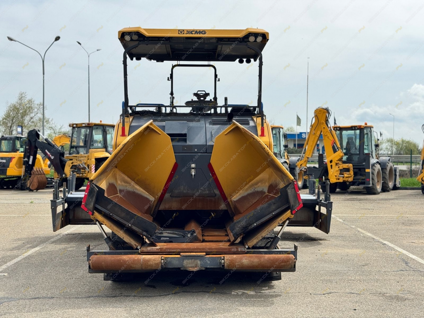 XCMG RP705 [3]