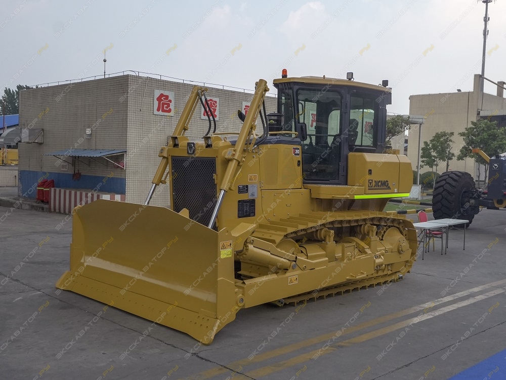 XCMG D260 [2]