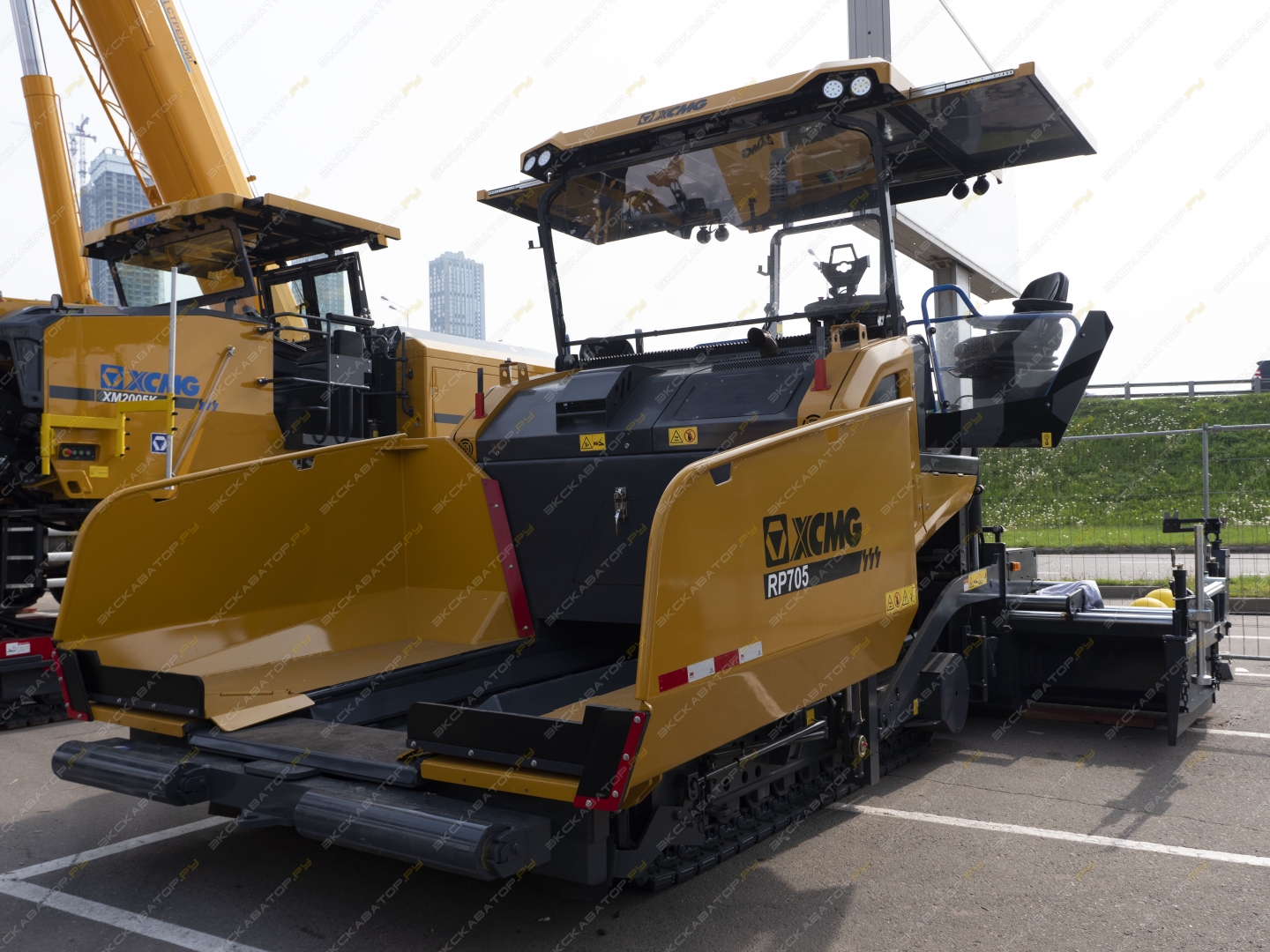 XCMG RP705 [4]