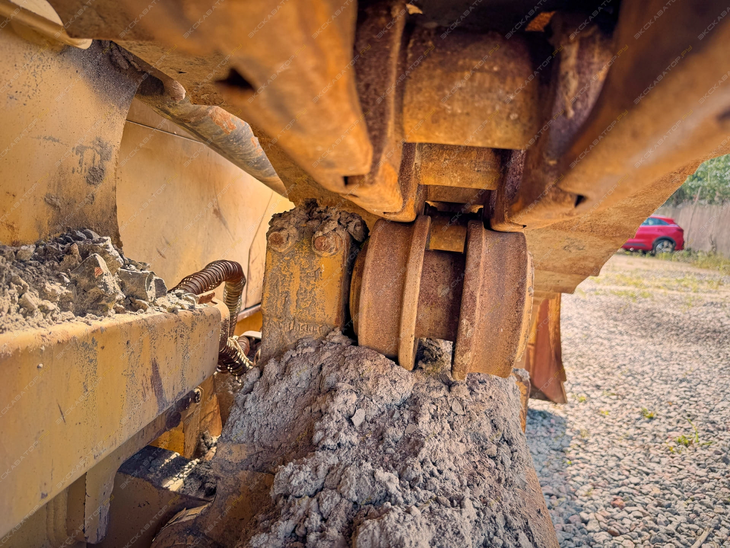 Caterpillar D5 [13]