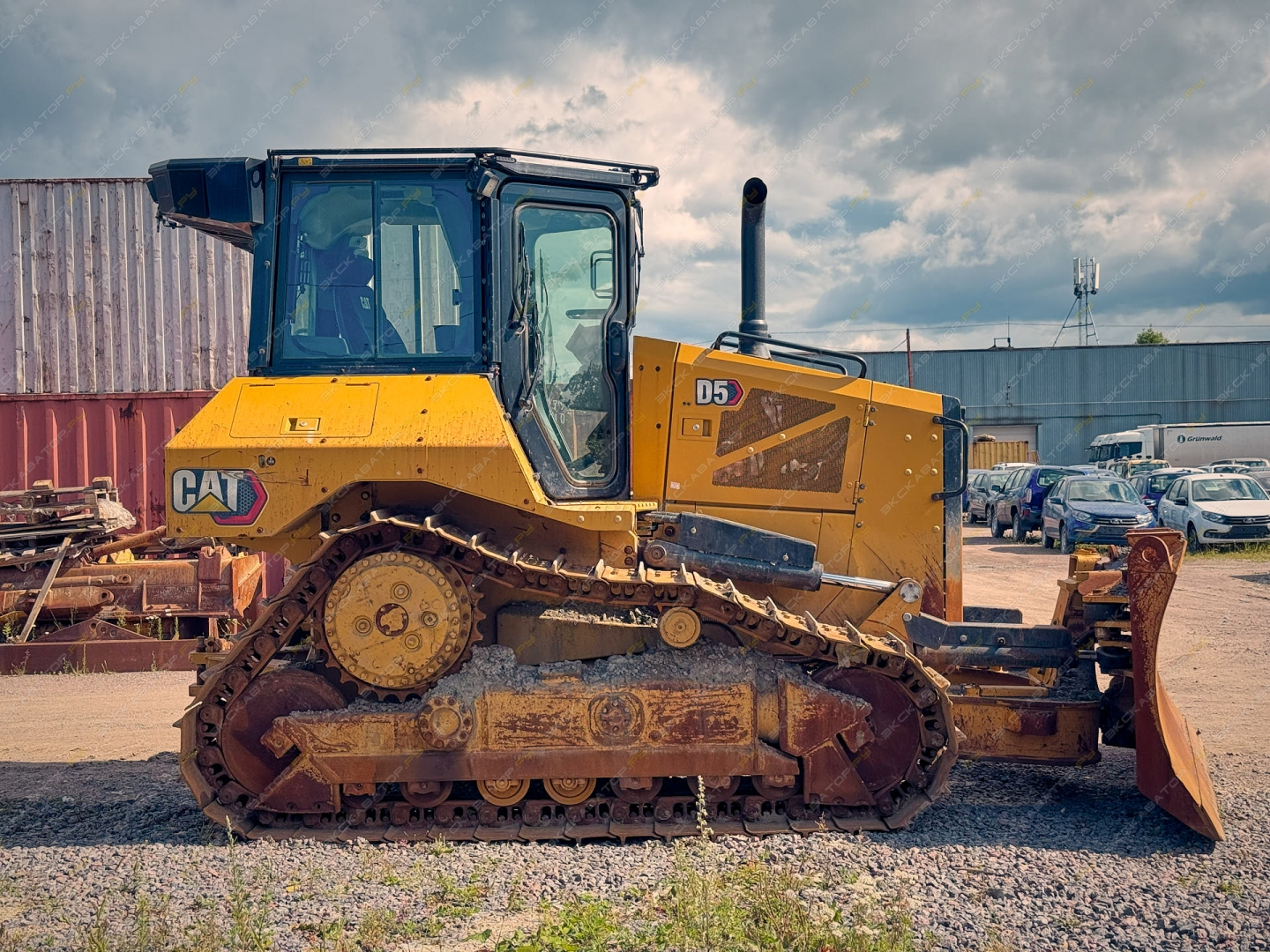 Caterpillar D5 [7]