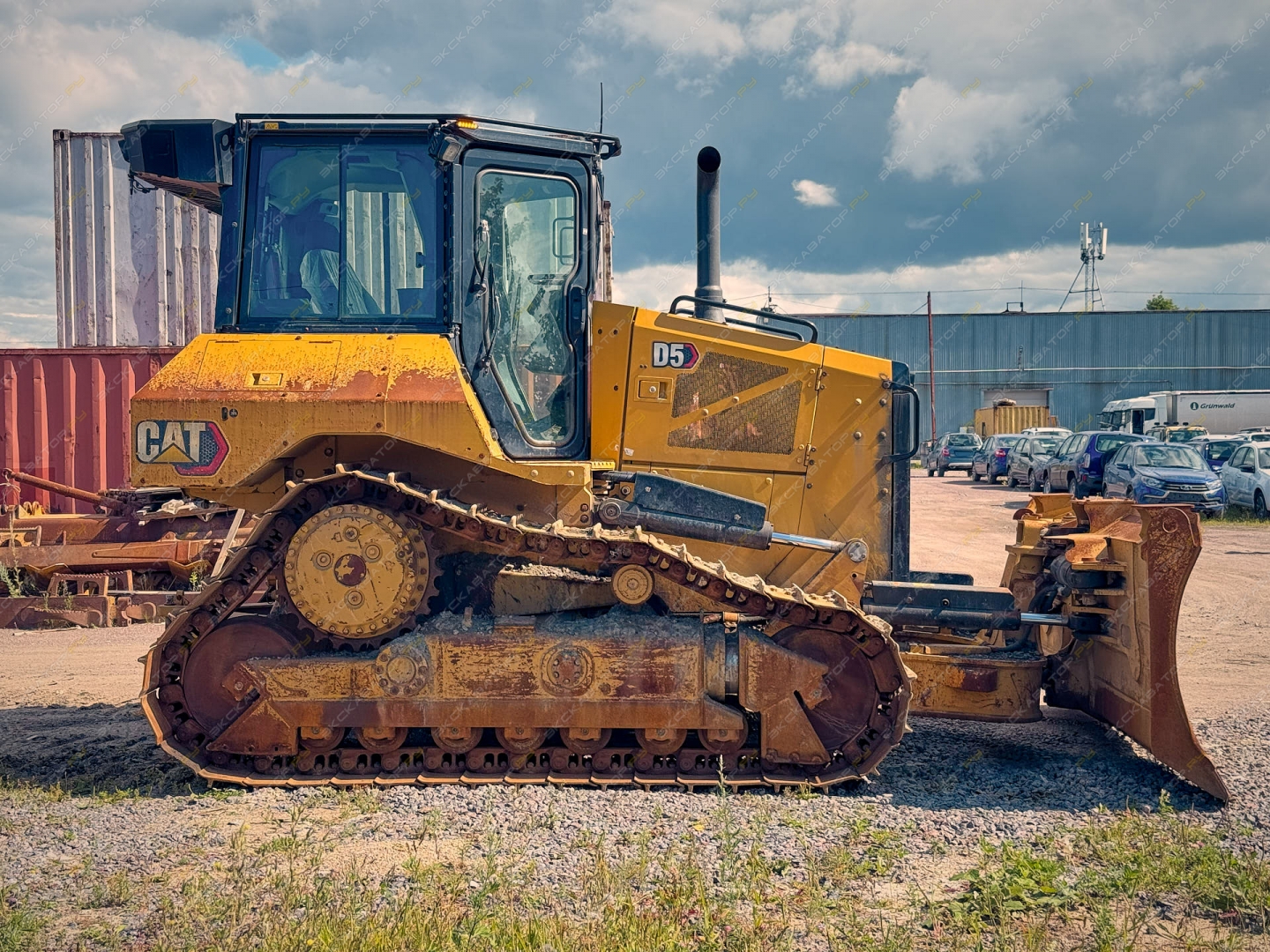 Caterpillar D5 [7]