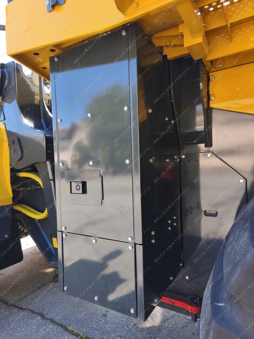 Komatsu WA600-8 [8]