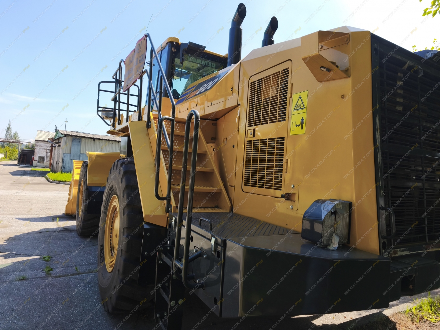 Komatsu WA600-8 [5]