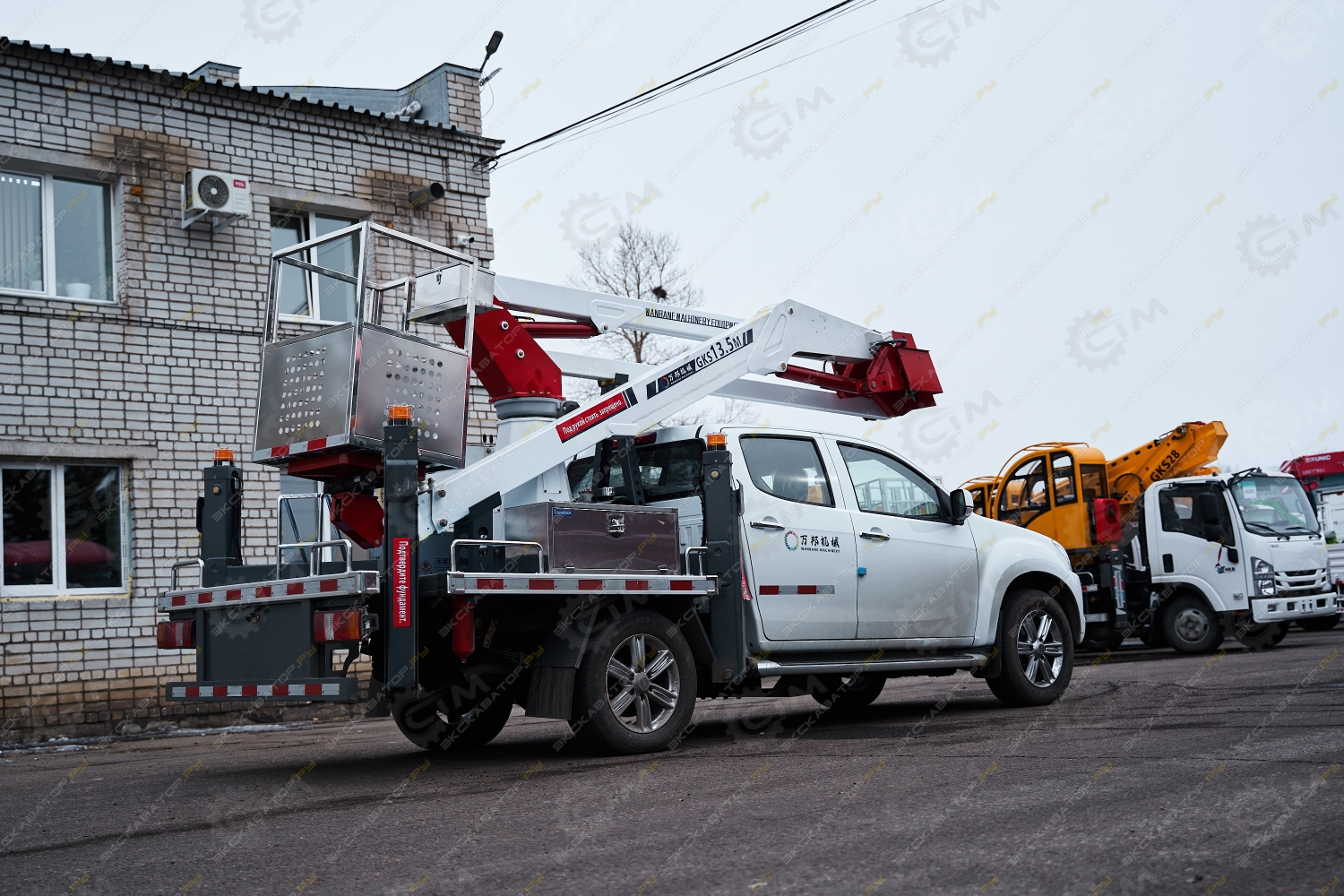 D-MAX [5]