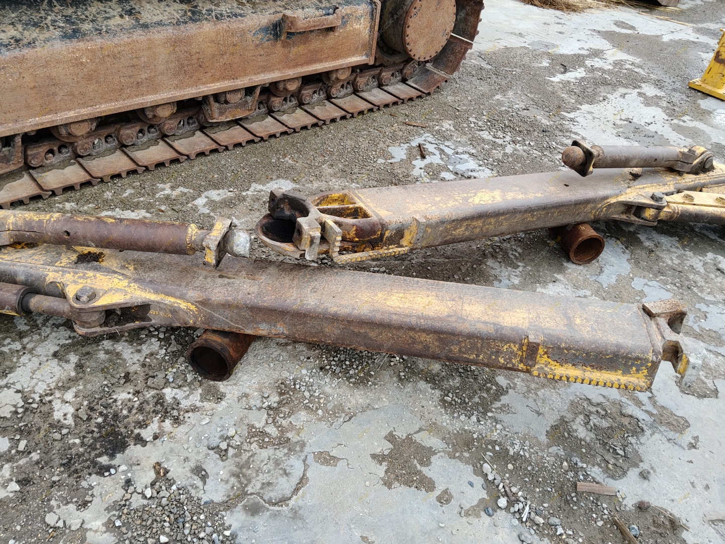 Komatsu D85ESS-2A [10]