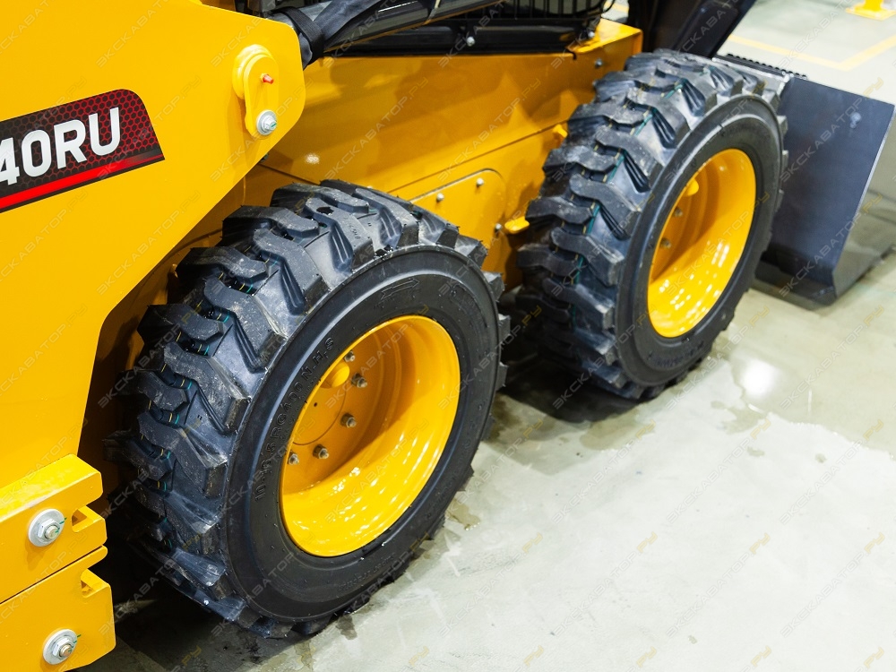 XCMG SR740RU [10]