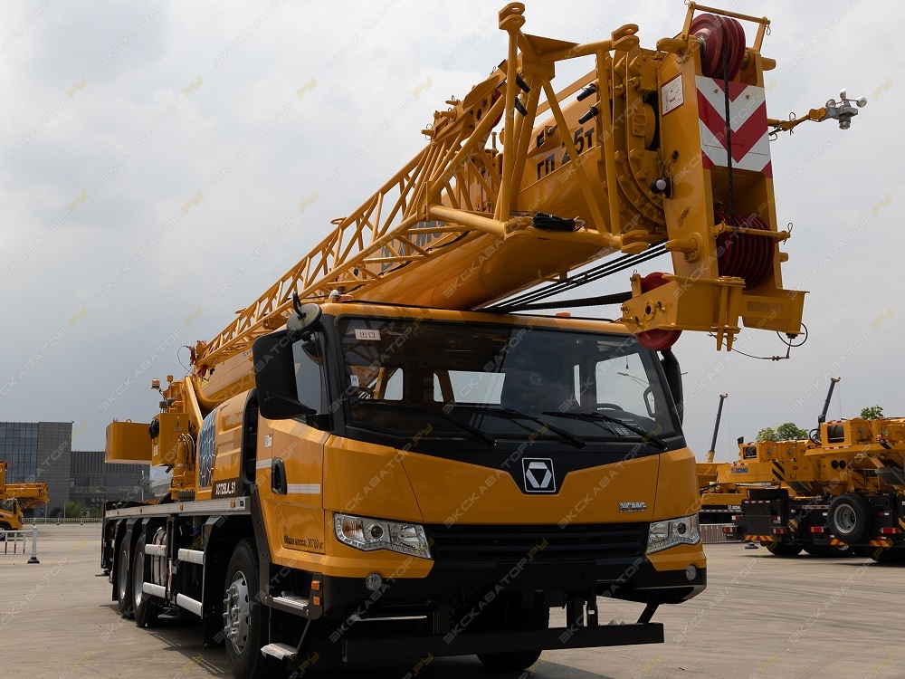 XCMG XCT25L4 S1 [2]
