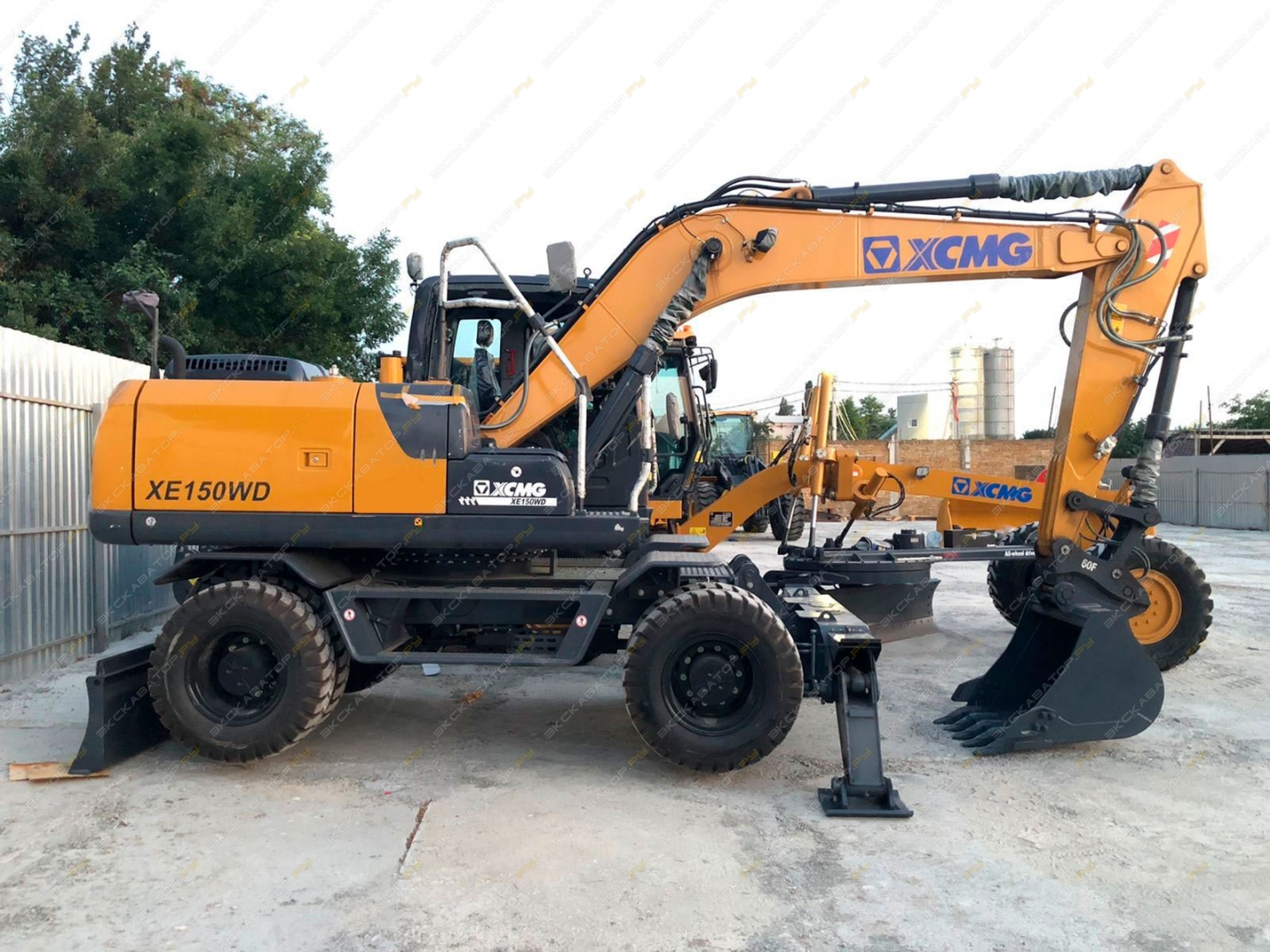 XCMG XE150WD [9]