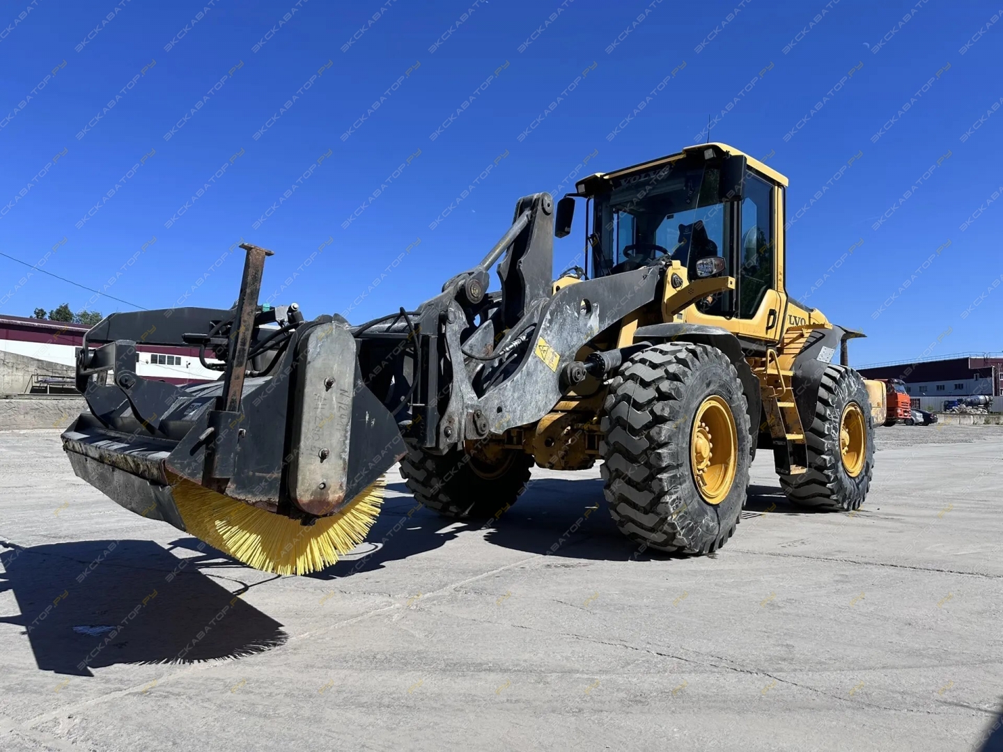 Volvo L90F [4]