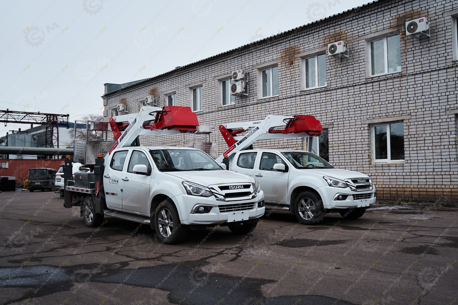 D-MAX [2]