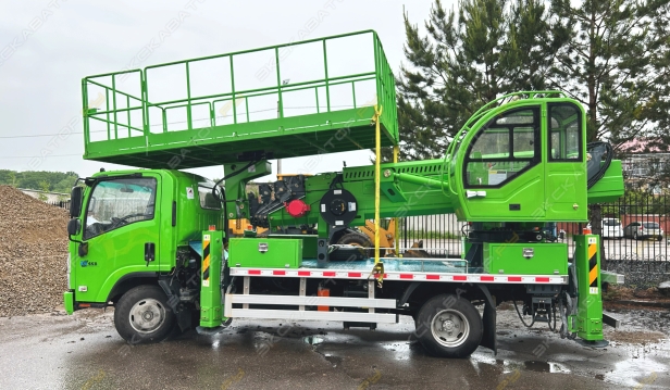 Isuzu Elf (автогидроподъемник) [1]