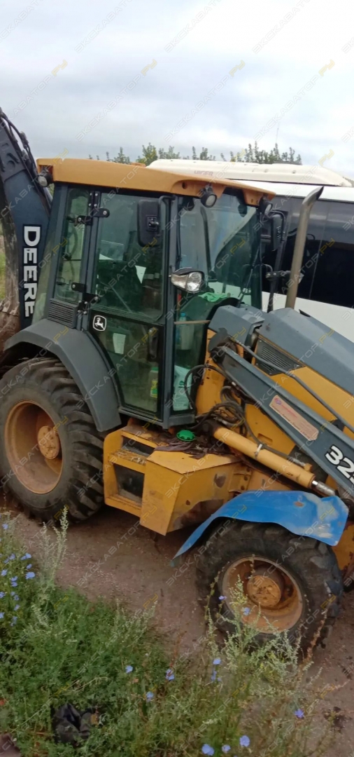John Deere 325J [0]