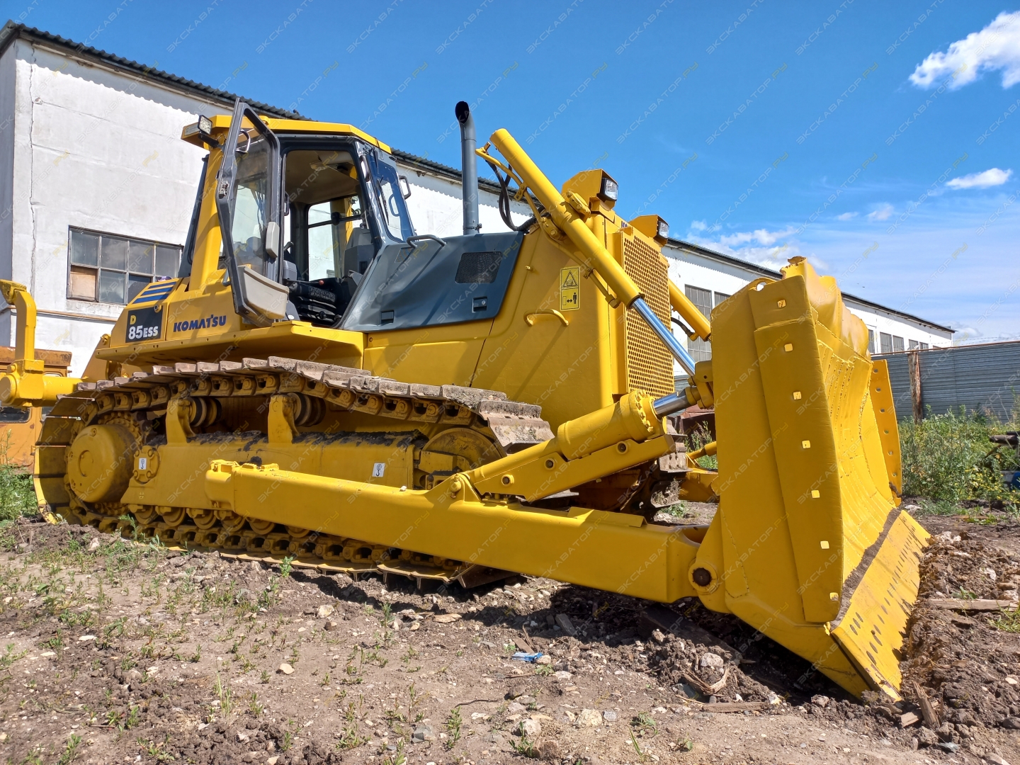 Komatsu D85ESS-2A [0]