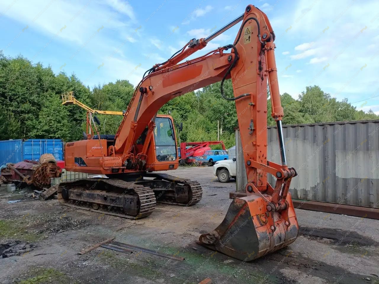 Doosan SOLAR 225NLC-V [2]