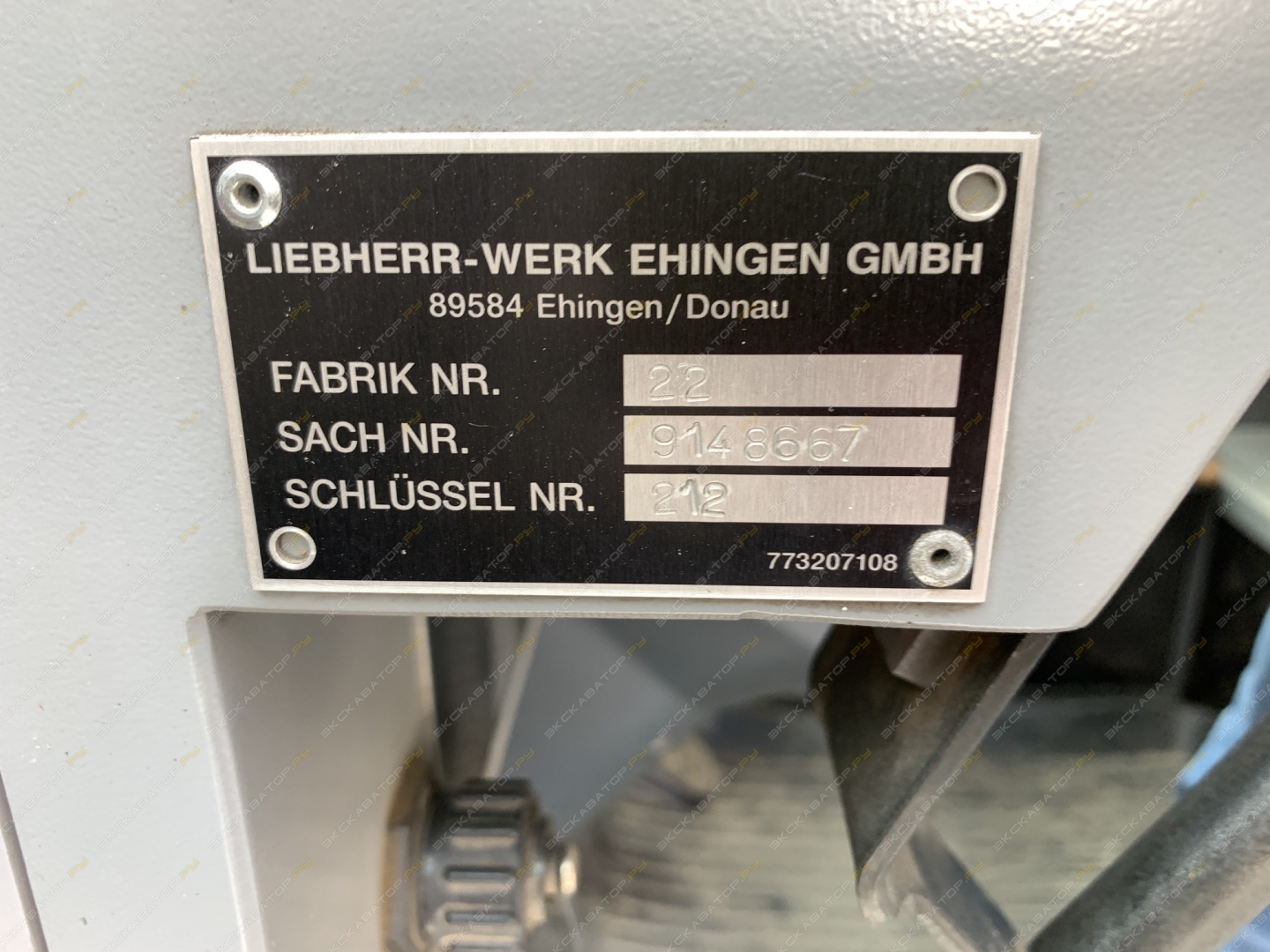 Liebherr LTM 1055-3.1 [5]