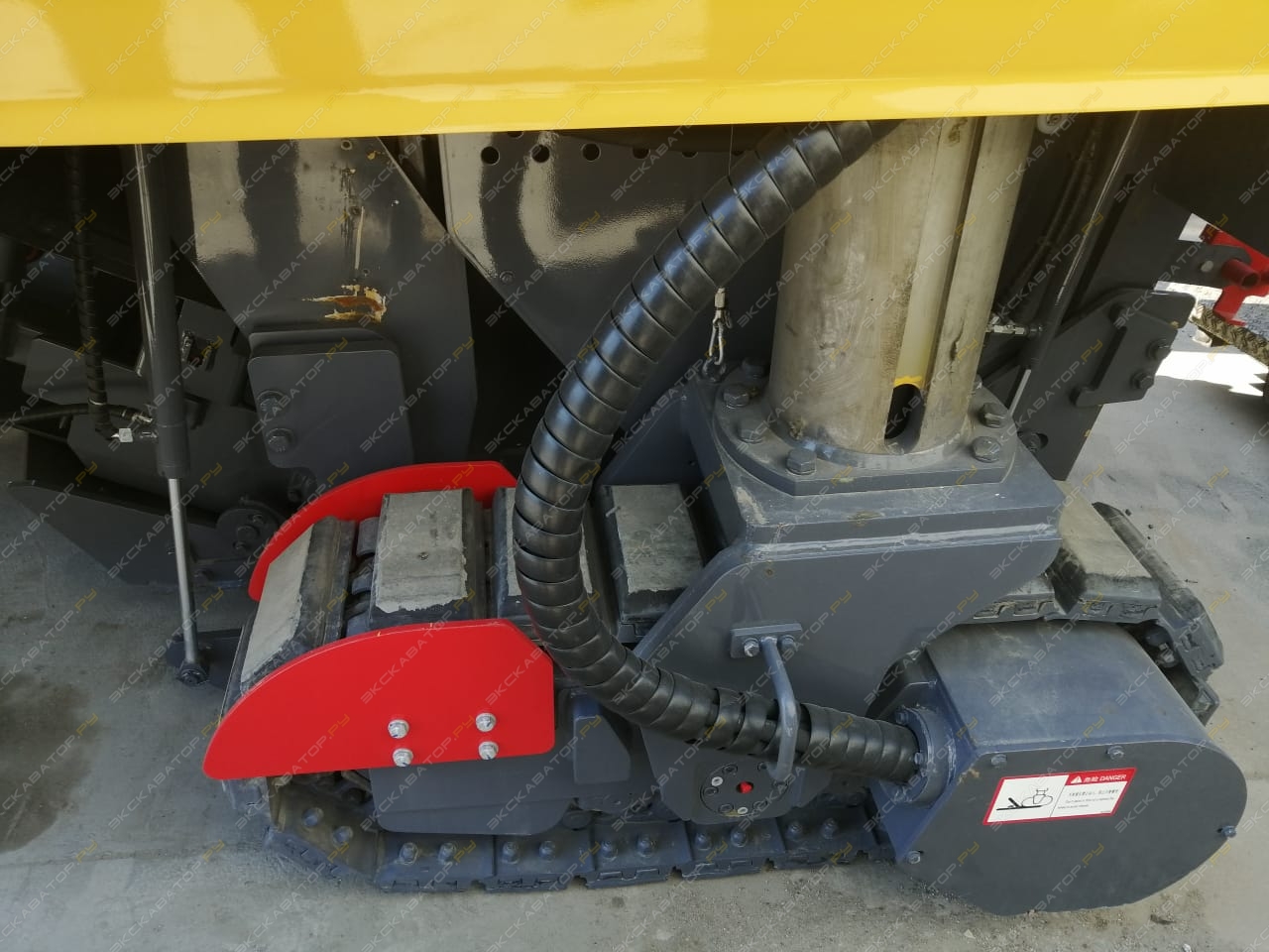 XCMG XM1205F [7]