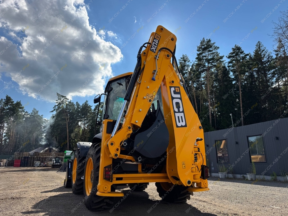 JCB 4CX [7]