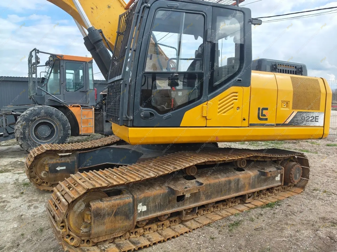 LiuGong CLG922E [1]