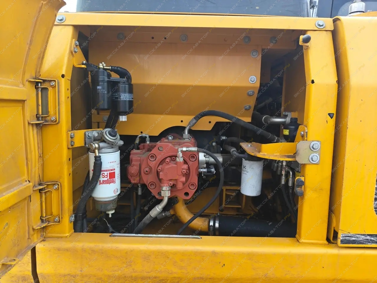 LiuGong CLG922E [3]