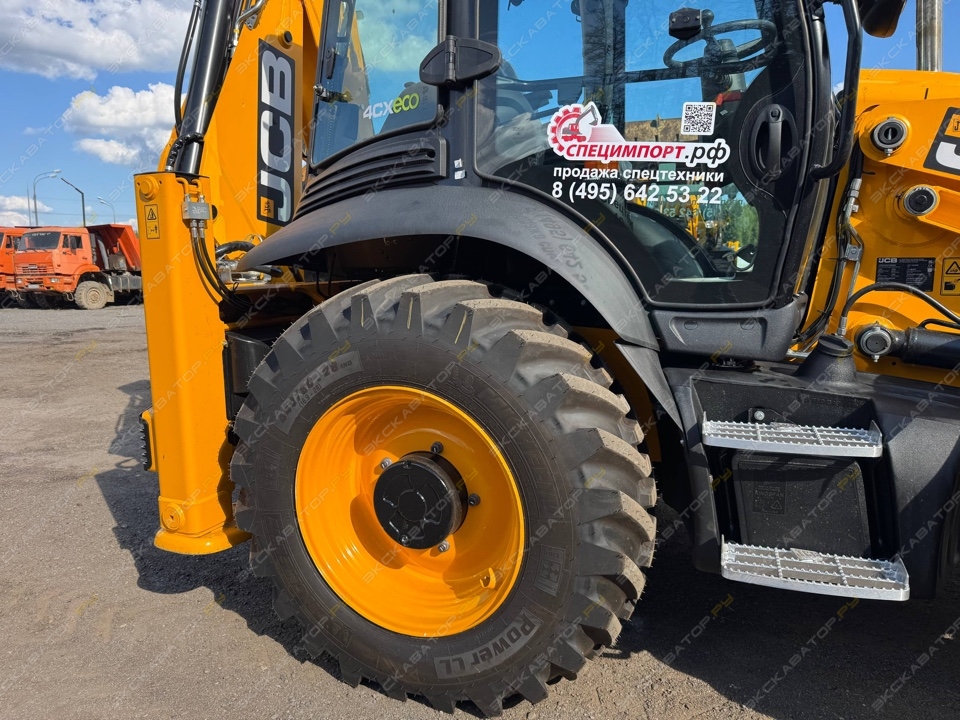 JCB 4CX [5]