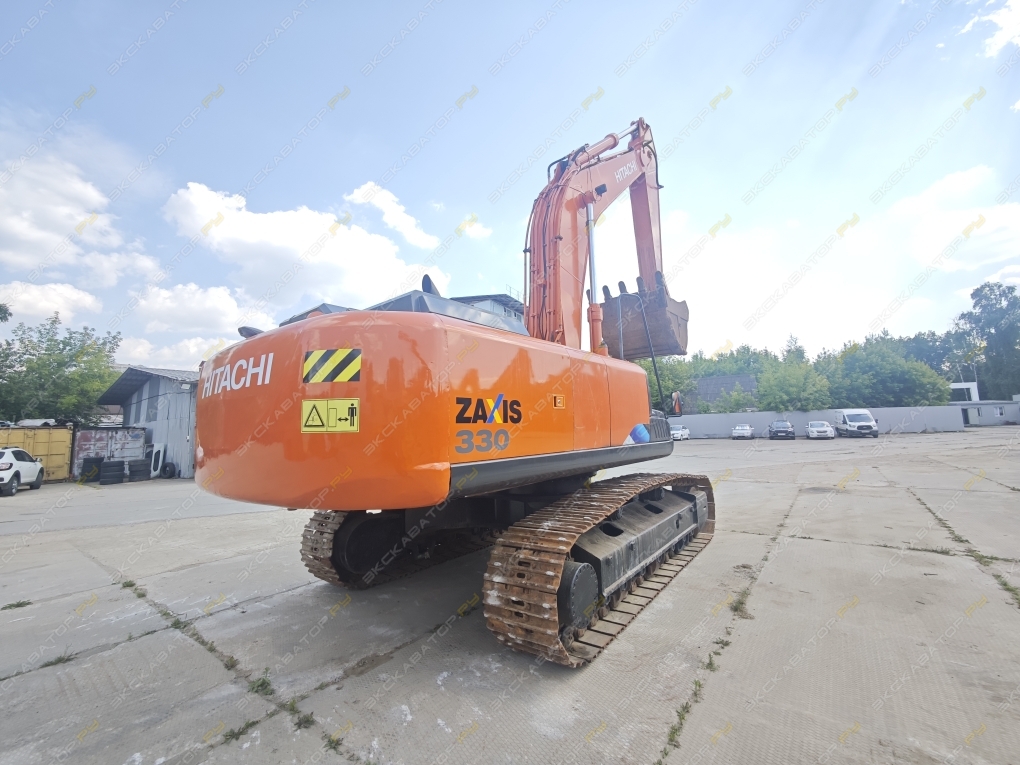 Hitachi ZX330-5A [3]