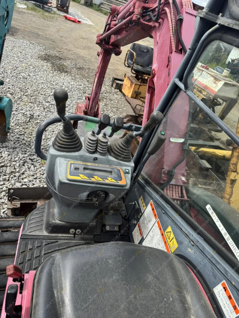 Kubota U17-3 [10]