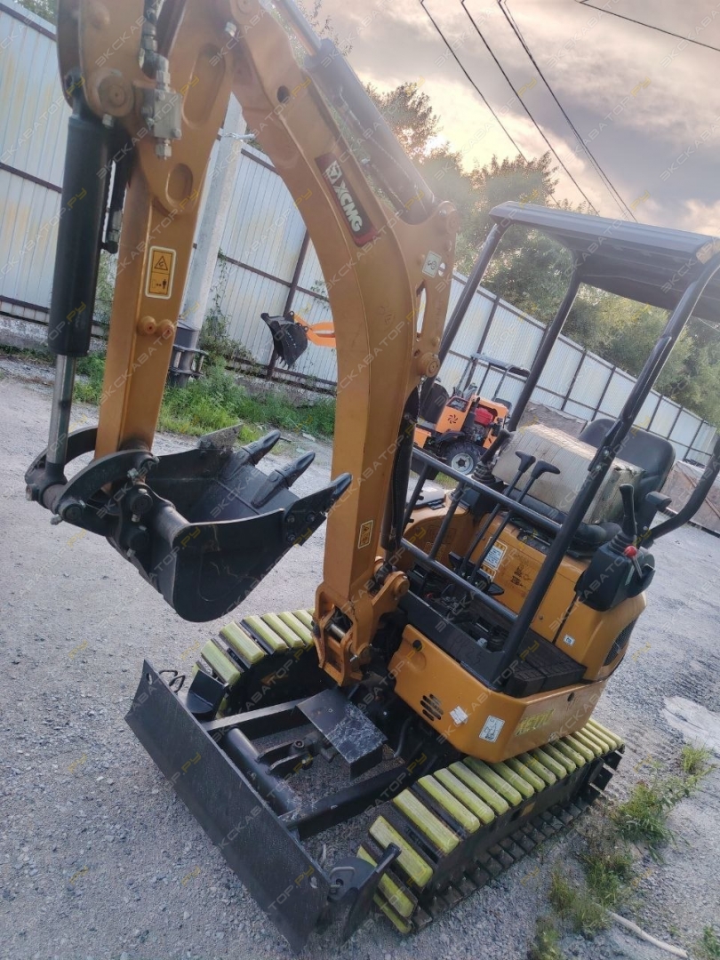 XCMG XE18 [6]