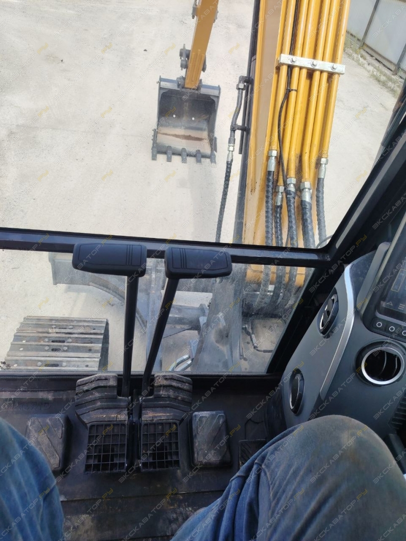 XCMG XE60D [6]