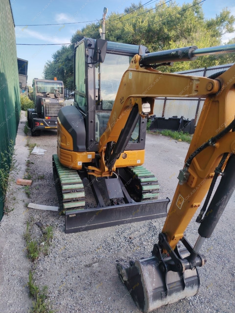 XCMG XE27U [2]
